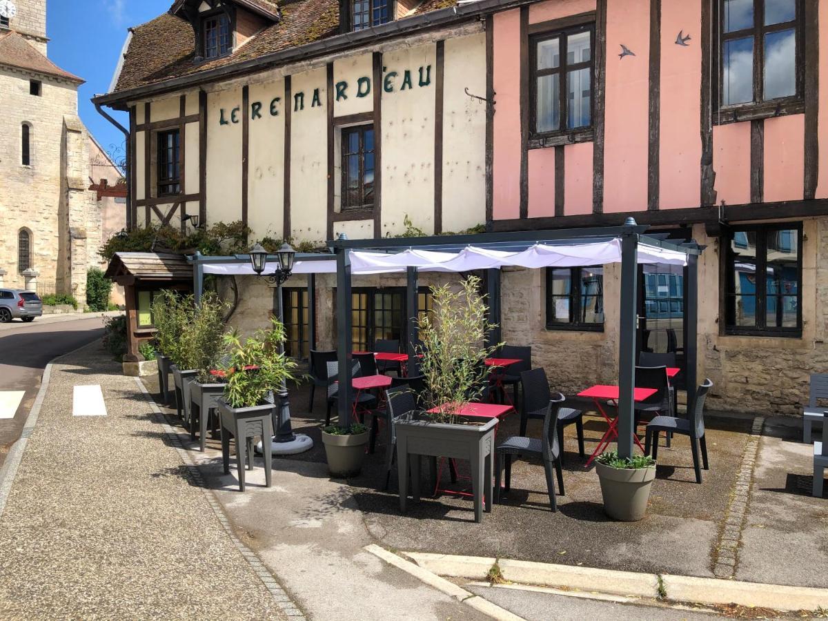 Hotel Auberge Du Renard'Eau Bèze Esterno foto